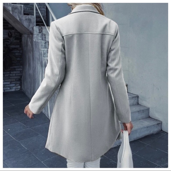 Gorgeous Fabulous long Collar  Coat - Picture 2 of 6